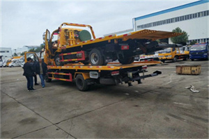 东兰同城汽车补胎