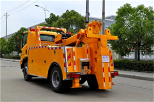 东兰高速路拖车费